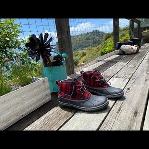 NWOT Eddie Bauer Buffalo Plaid Booties